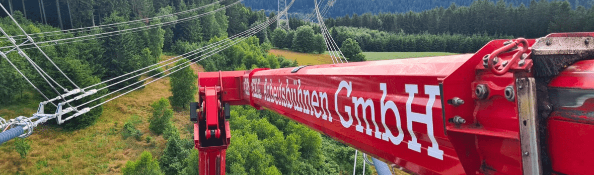 Eine unserer Arbeitsbühnen im Einsatz