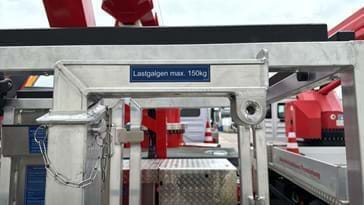 Palfinger P300KS mit Powerlift-Systems