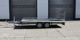 Raupen-Arbeitsbühnen